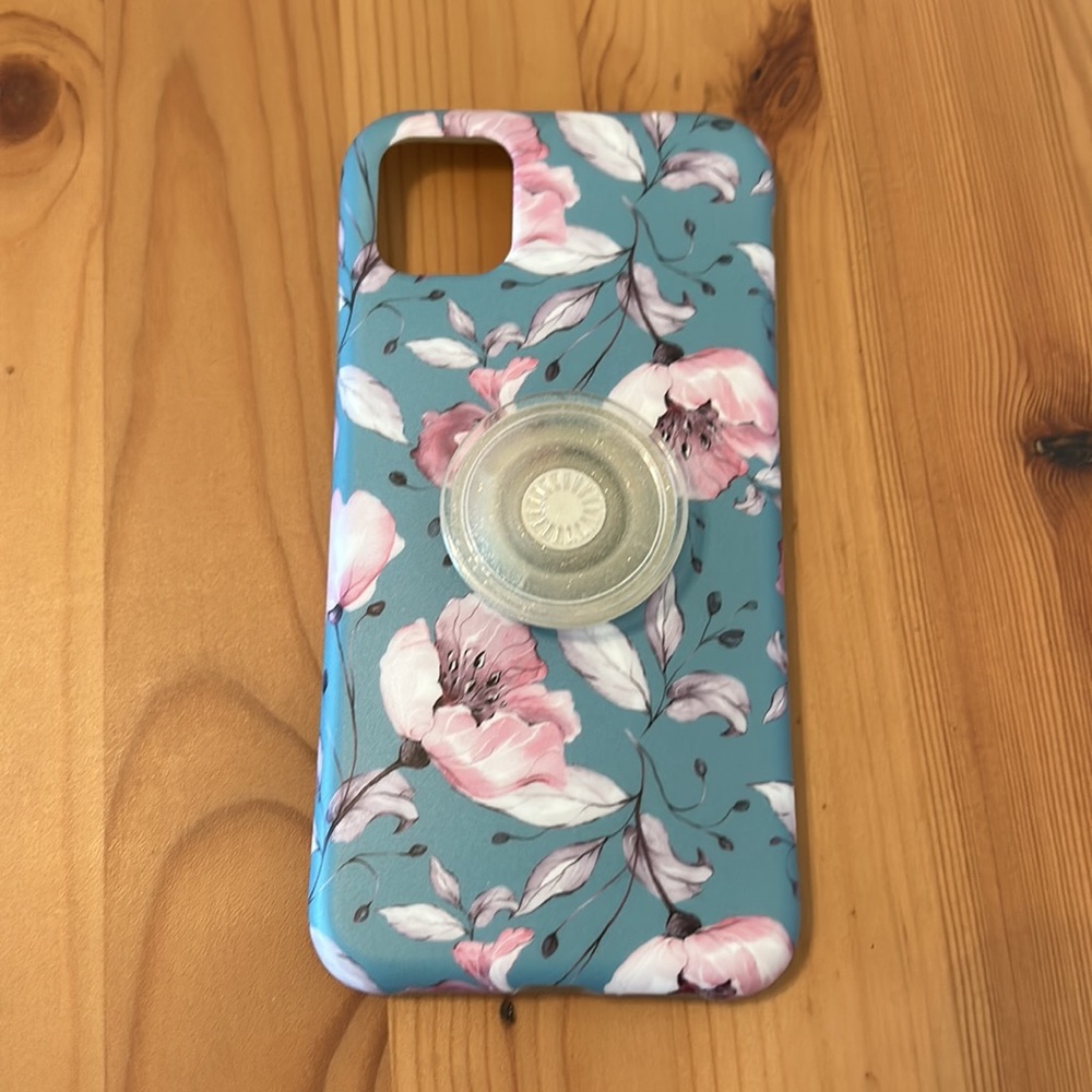iPhone 11 cases - Picture 3 of 10